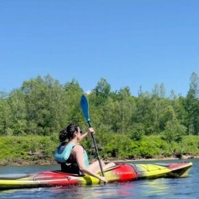 Happiness is . . . recharging on a tranquil river paddle in northern NH. ☮️

Escape the crowds for the beautiful holiday week ahead. Book your guided wildlife kayak tour now!

#greatglentrails #visitnh #whitemountains #aaaexplorer #getoutsidenh #optoutside #kayaking #kayaknh #guidedwildlifetours #greatglenoutdoorcenter #paddletheandy #kayakadventures #funforallages #bringthewholepack #discoveryournew