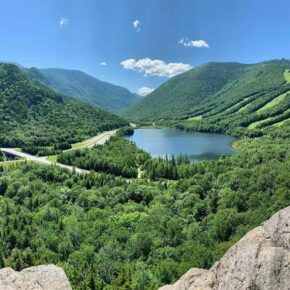 Planning a trip to Franconia Notch for the long weekend? 
We don’t want you to miss any of the fun. Be sure to reserve in advance at the Flume Gorge, Aerial Tram and Echo Lake Beach. 
Hit the link bio to plan your visit! 
#franconianotch #summervibes #independenceday