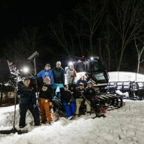 We are fast approaching one the highly anticipated Park Affair "A Grand In Your Hand" weekend! Tomorrow, a select group of riders take the park rakes and participate in a build with our McIntyre Parks crew to shape the event features for Sunday's big Rail Jam with the Women's Open competing for $5,000. Register today to join this incredible community event, https://parkaffair.com/products/comp-registration

📸 @mackhennz