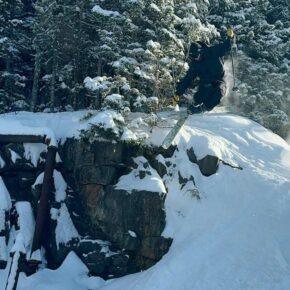 Happy Holidays from Ski NH! 🎿

With great conditions across the granite state, it’s the perfect time to make holiday memories with family and friends! For up to date conditions throughout the holiday week, click the 🔗 in bio 🏔️ #skinewhampshire